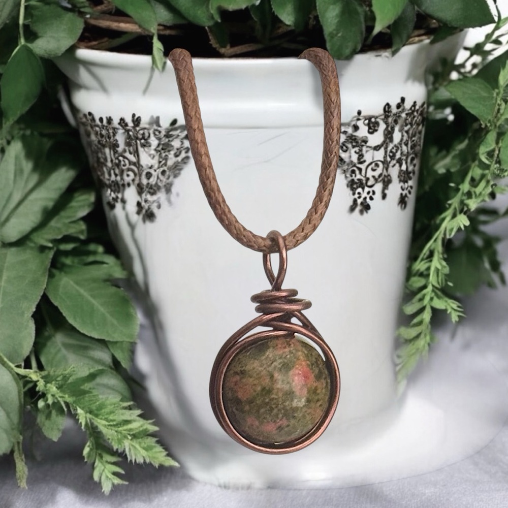 5 For $25💫Wire Wrapped Unakite Stone Pendant